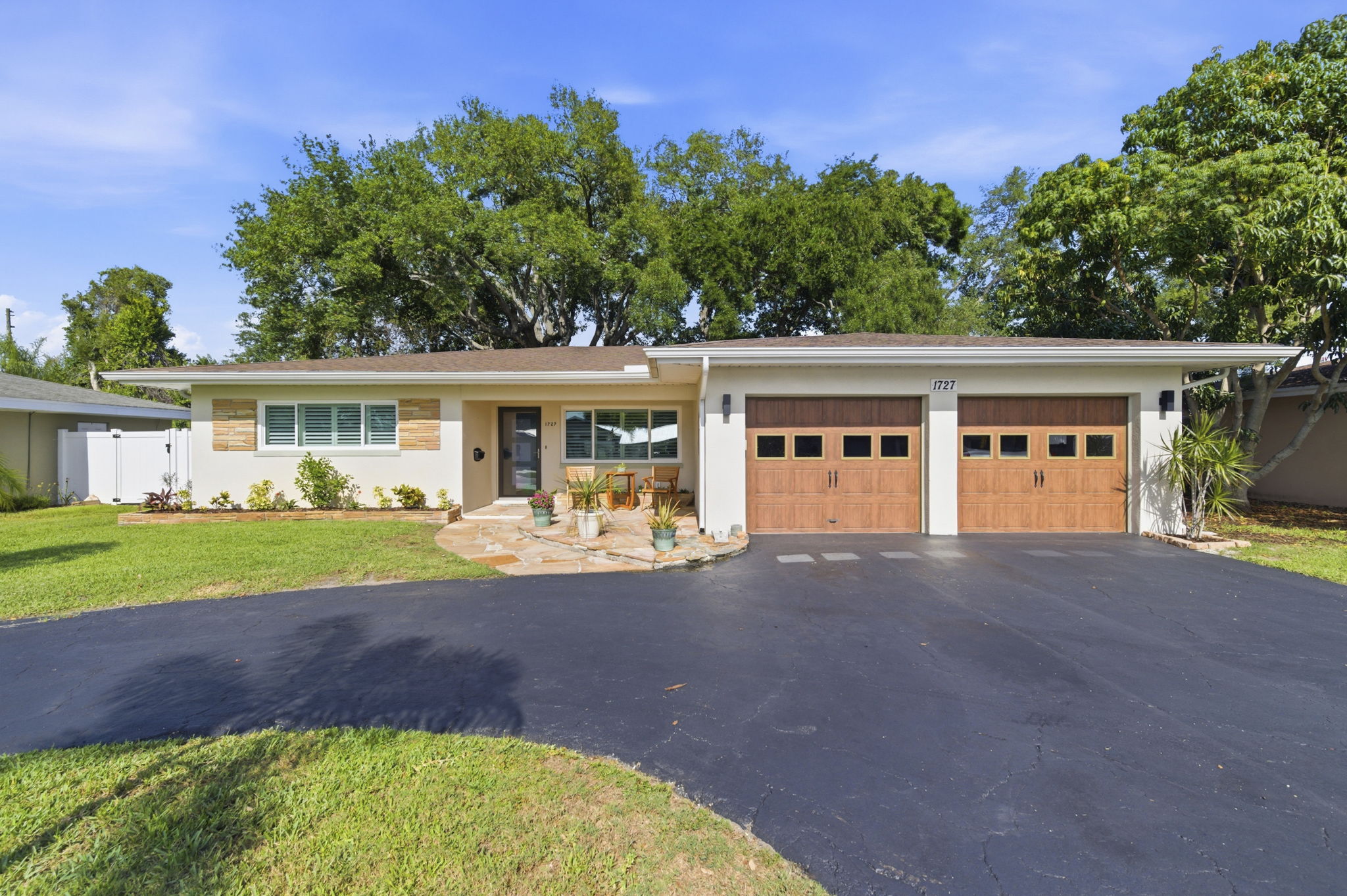 Front Exteriors (2)