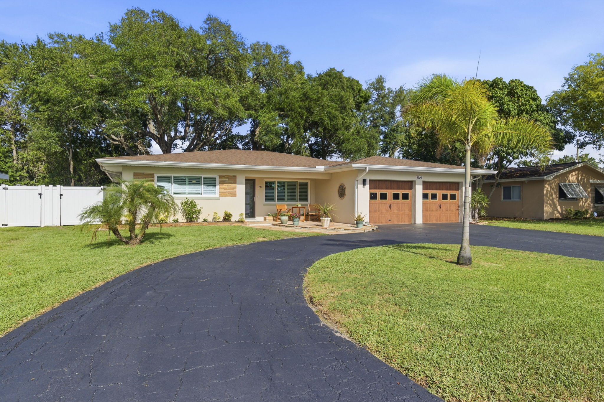 Front Exteriors (6)