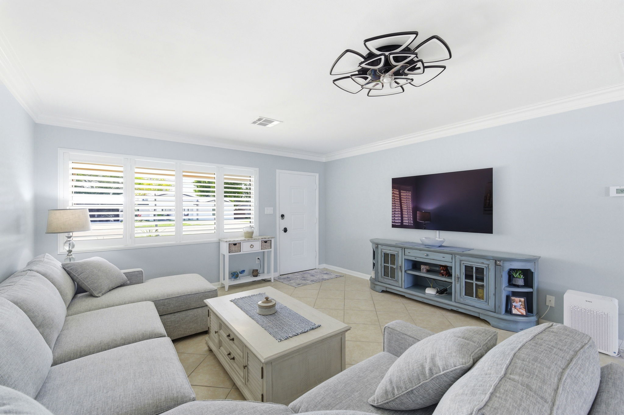 Interiors (14)