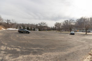 46-Parking Lot