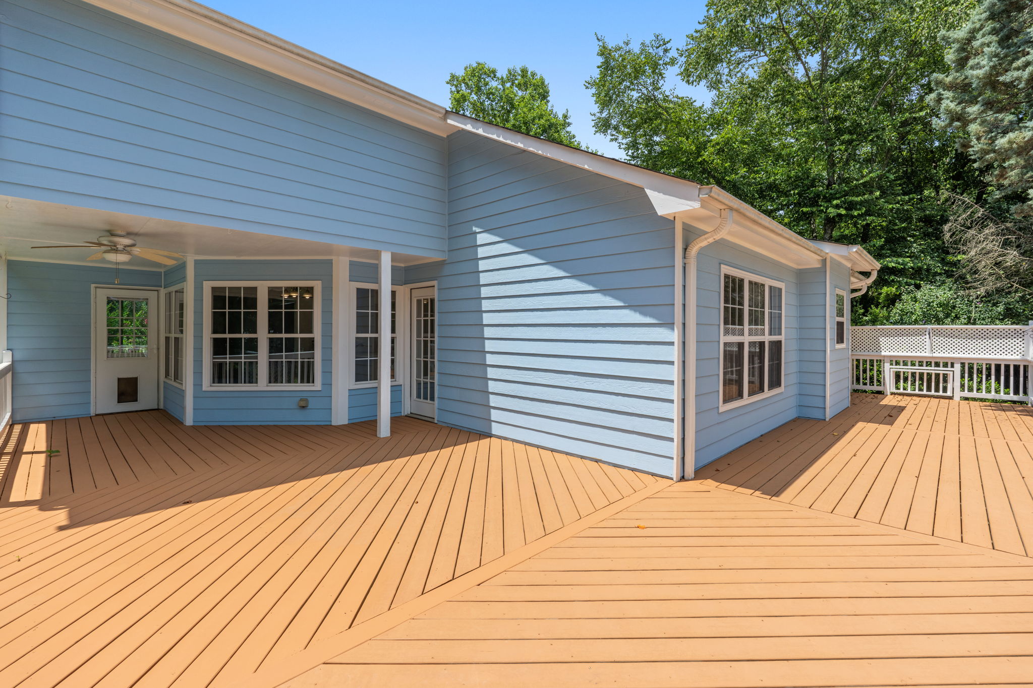 Oversized Deck