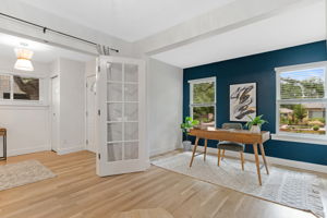  Photo 40