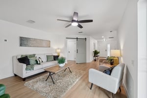 W Lagoon Cir-S1610-010.jpg
