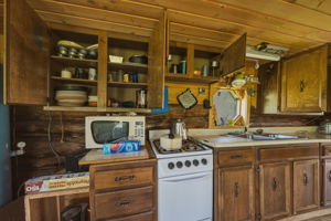  Photo 48