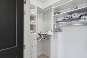 Walk-in Closet