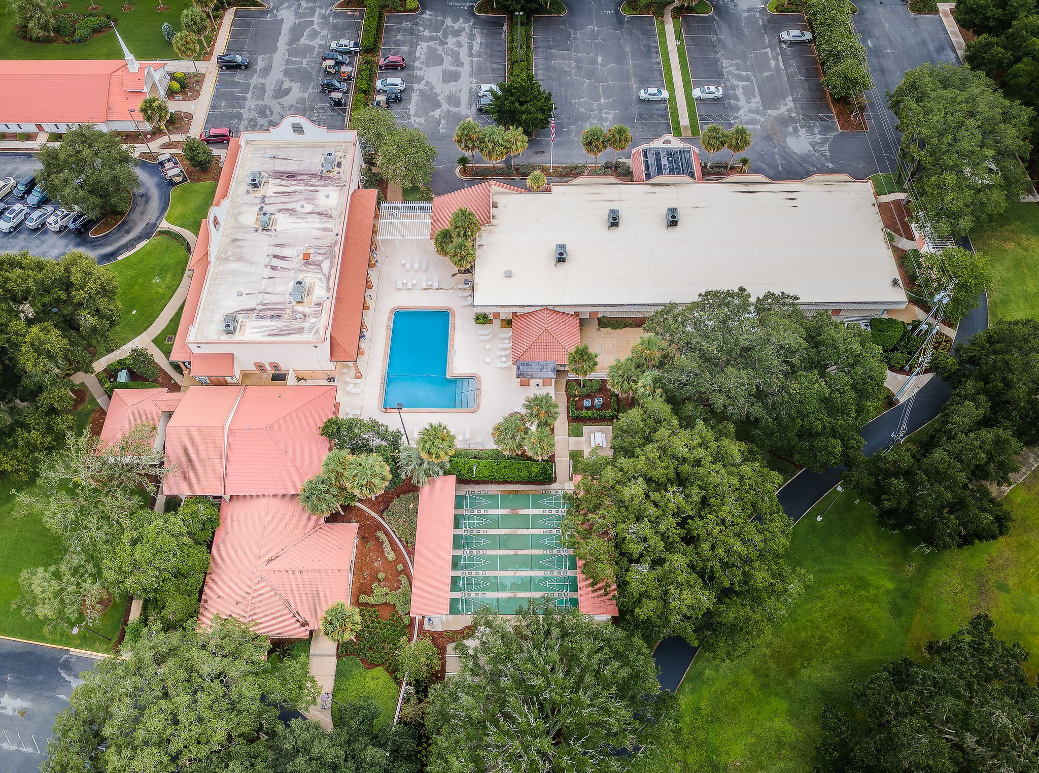5-Paradise Center Clubhouse