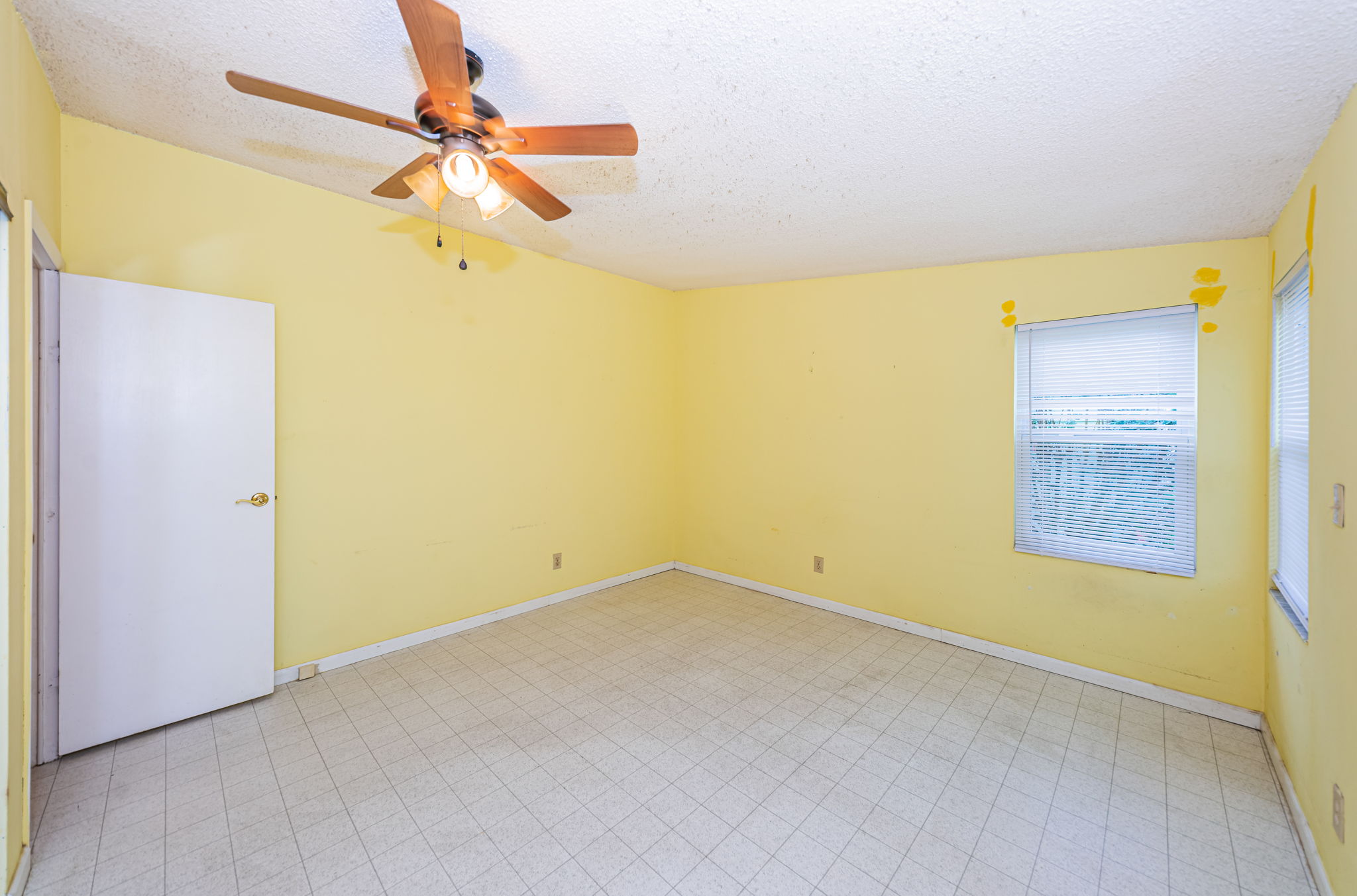 Master Bedroom1d-3
