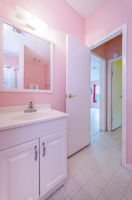 Guest Bathroom2b