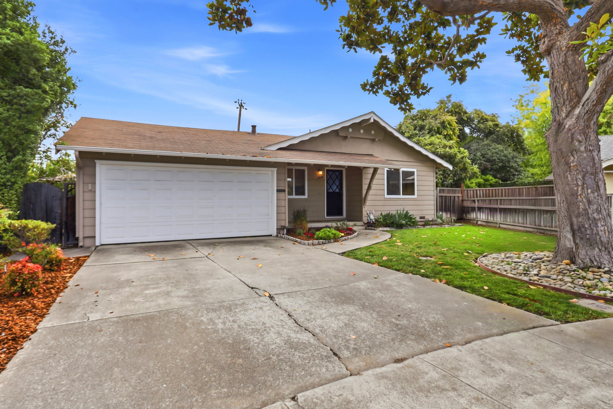003_F8_1729 Jeffery Ct