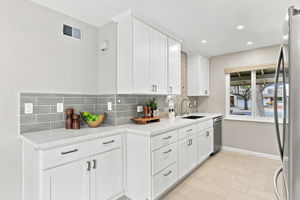 011_F8_1729 Jeffery Ct