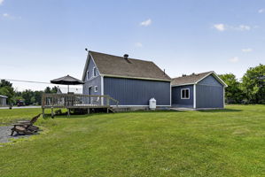 Photo 32