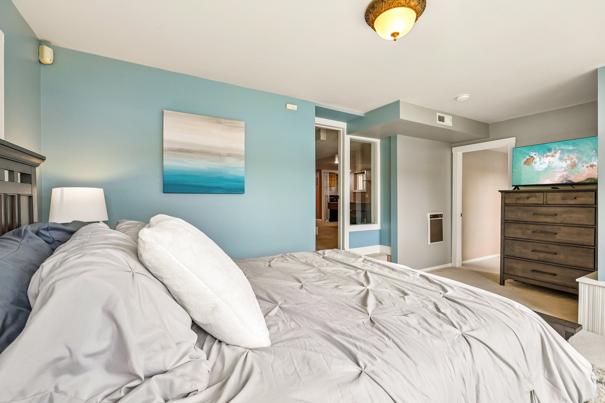 Lake View Blvd-S2404-022.jpg