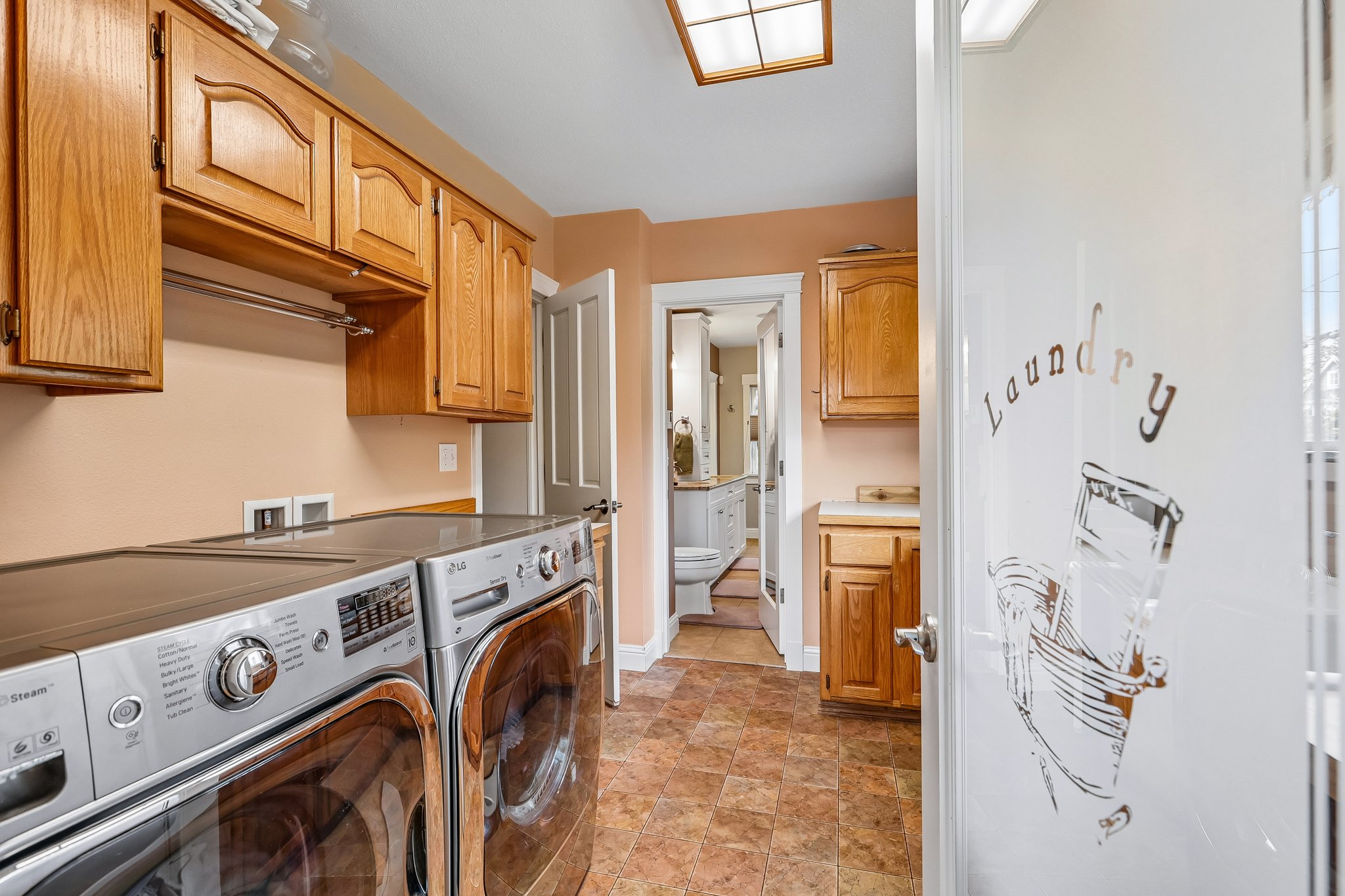 Lake View Blvd-S2404-027.jpg