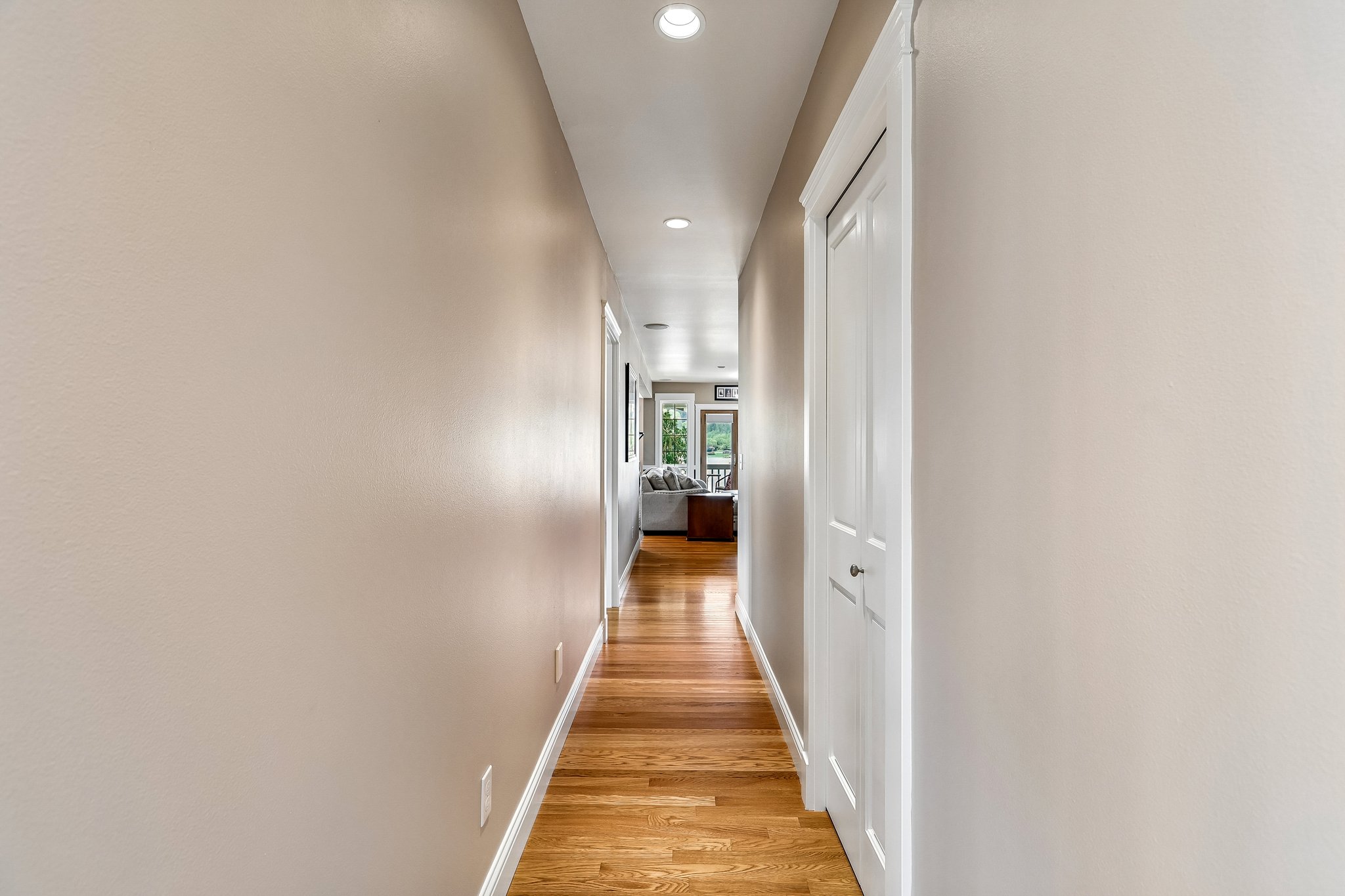 Lake View Blvd-S2404-041.jpg