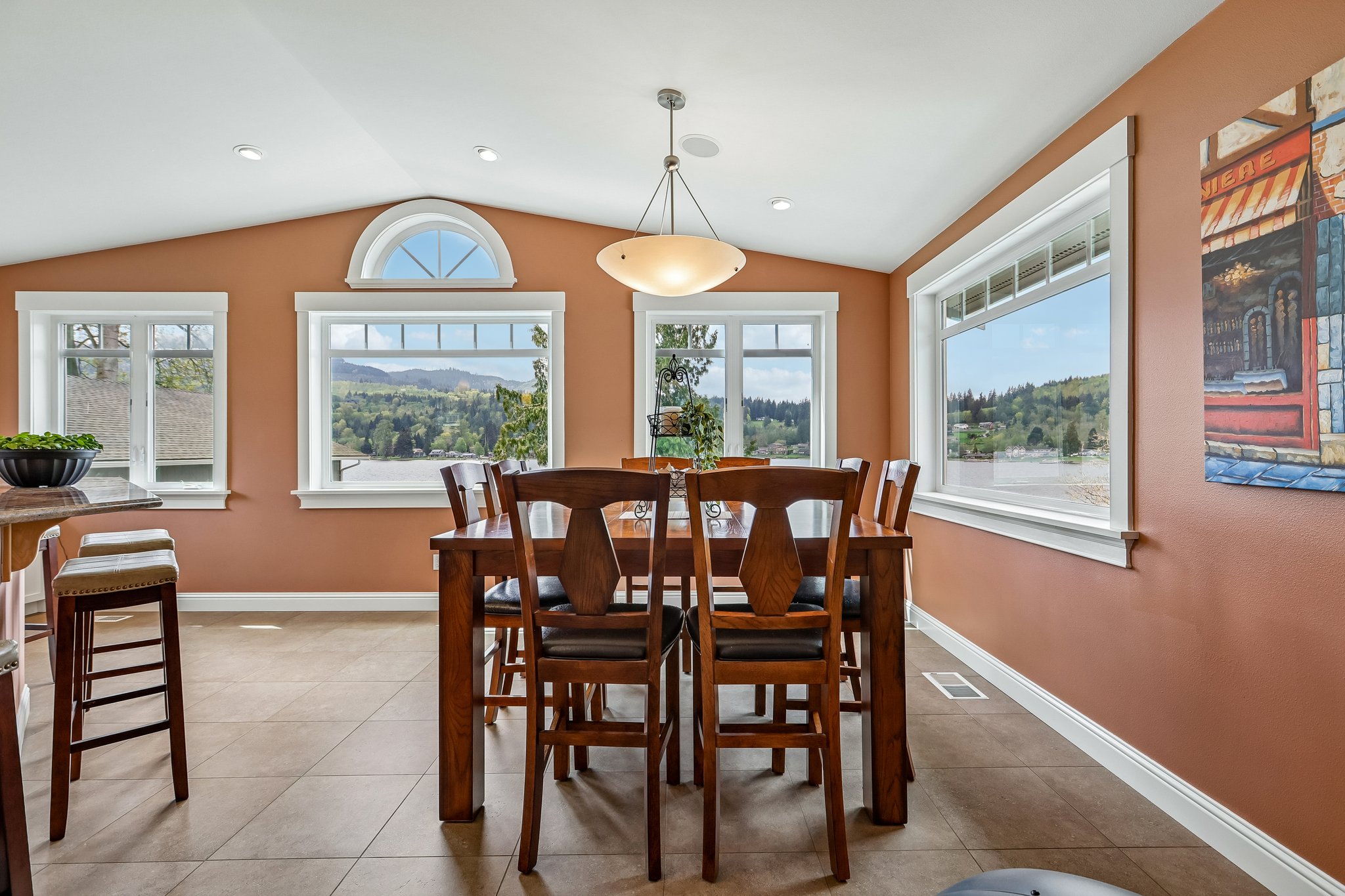 Lake View Blvd-S2404-054.jpg