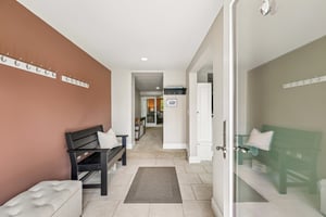 Lake View Blvd-S2404-004.jpg