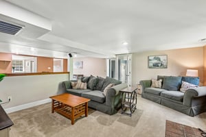 Lake View Blvd-S2404-006.jpg