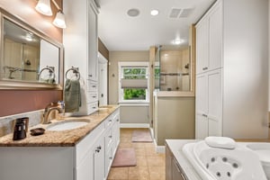 Lake View Blvd-S2404-031.jpg