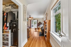 Lake View Blvd-S2404-032.jpg