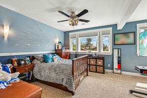 Lake View Blvd-S2404-042.jpg