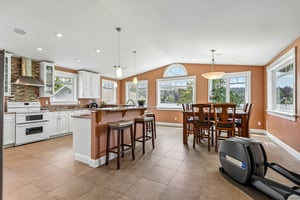 Lake View Blvd-S2404-053.jpg