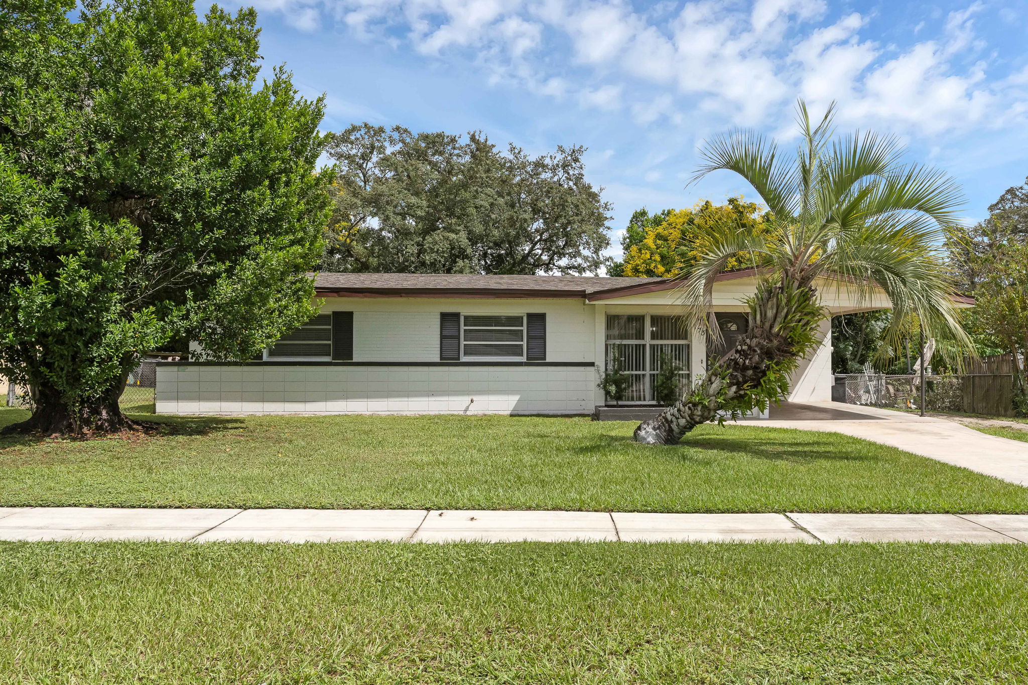 173 Alhambra Ave-Altamonte Springs, FL 32714 - 01