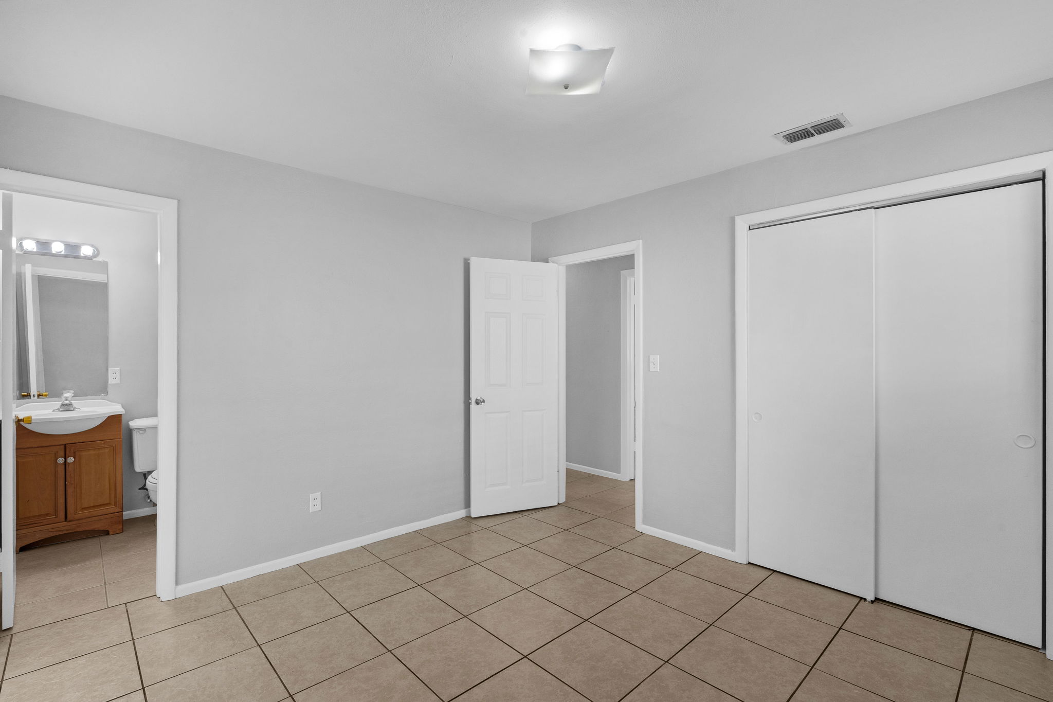 173 Alhambra Ave-Altamonte Springs, FL 32714 - 24
