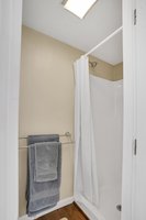 ADU Studio/Cottage - Shower