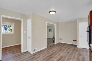 Kitchen/Breakfast Area