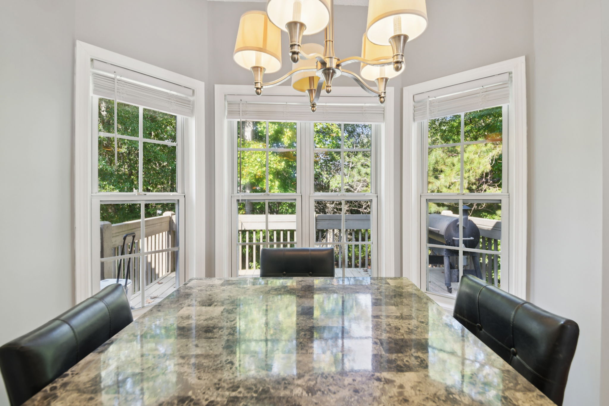 Freeman Forest Dr-L2109-012
