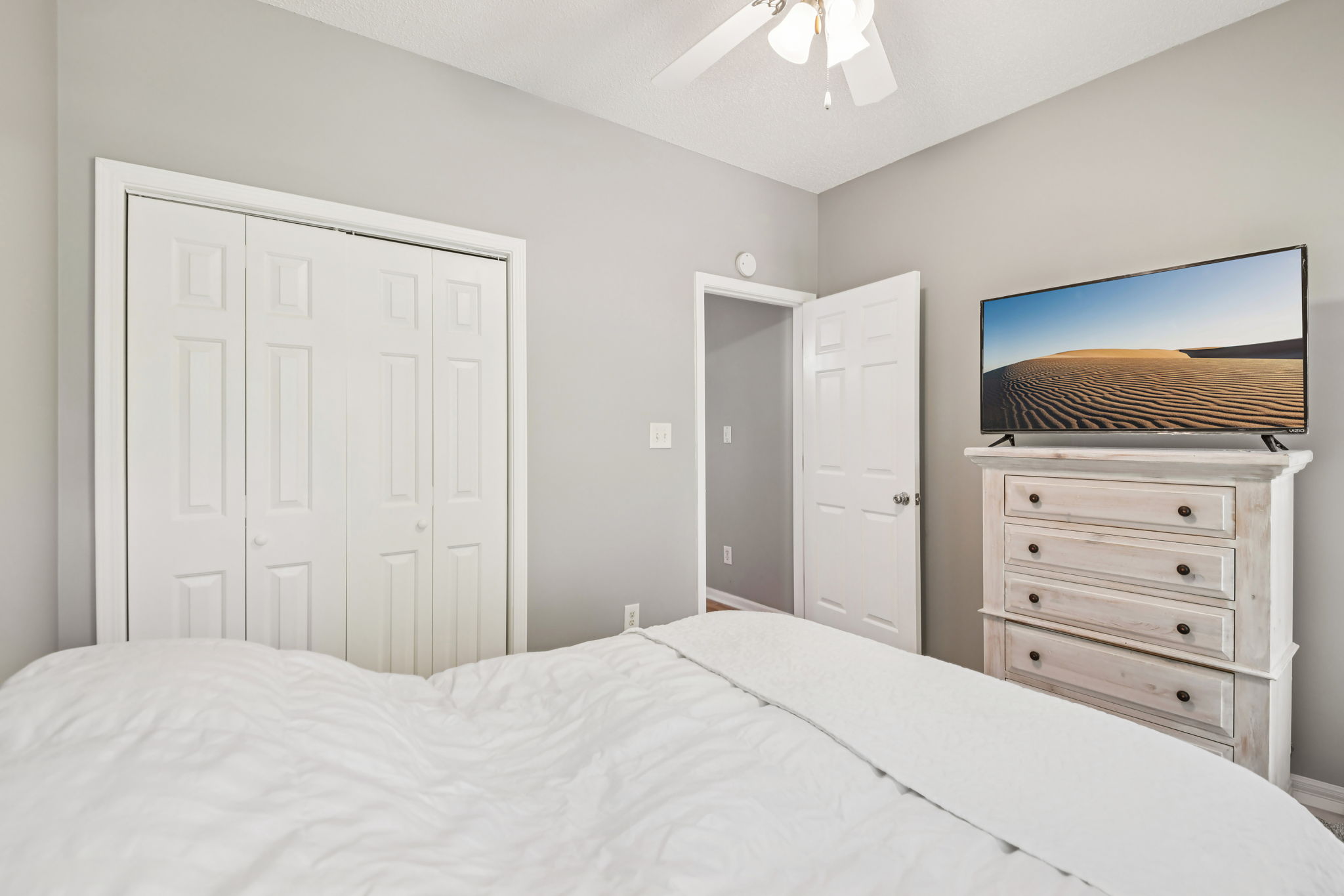 Freeman Forest Dr-L2109-017