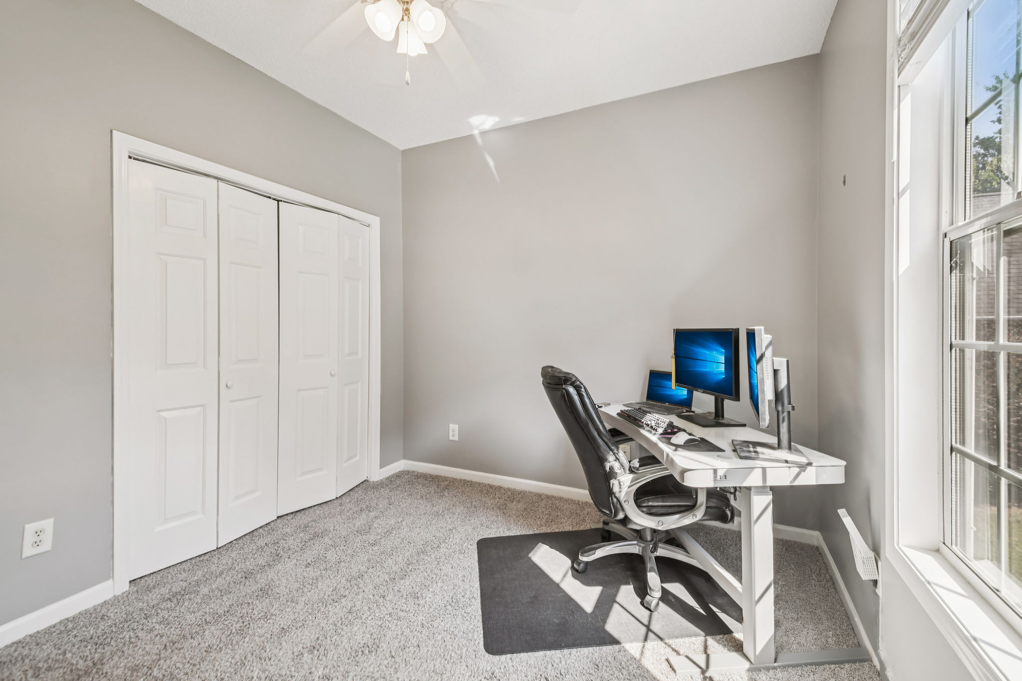 Freeman Forest Dr-L2109-027