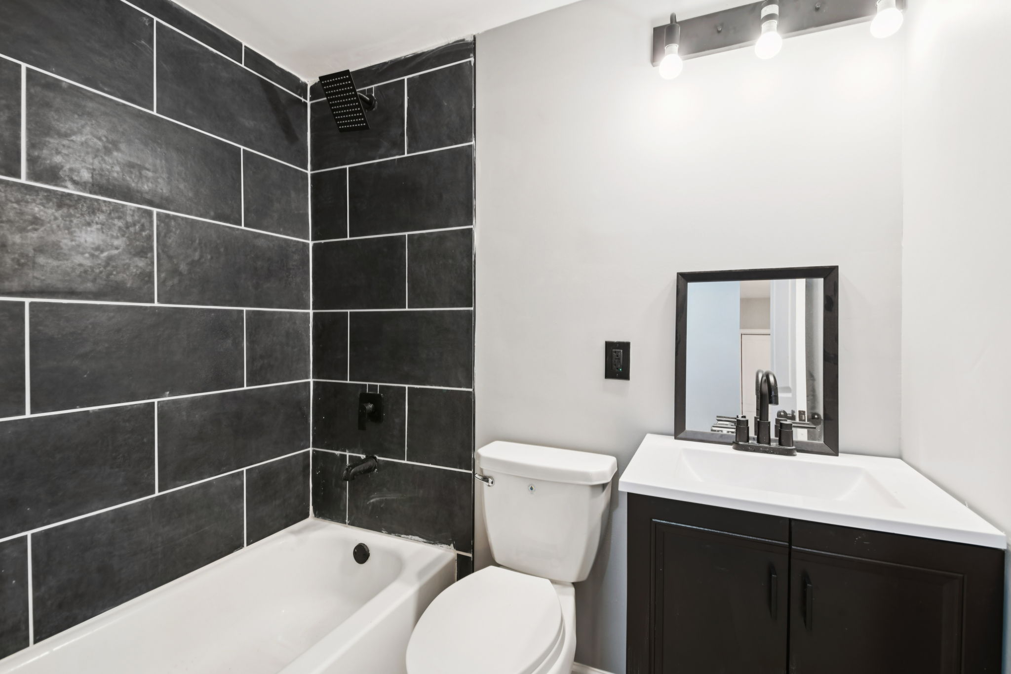 Freeman Forest Dr-L2109-039