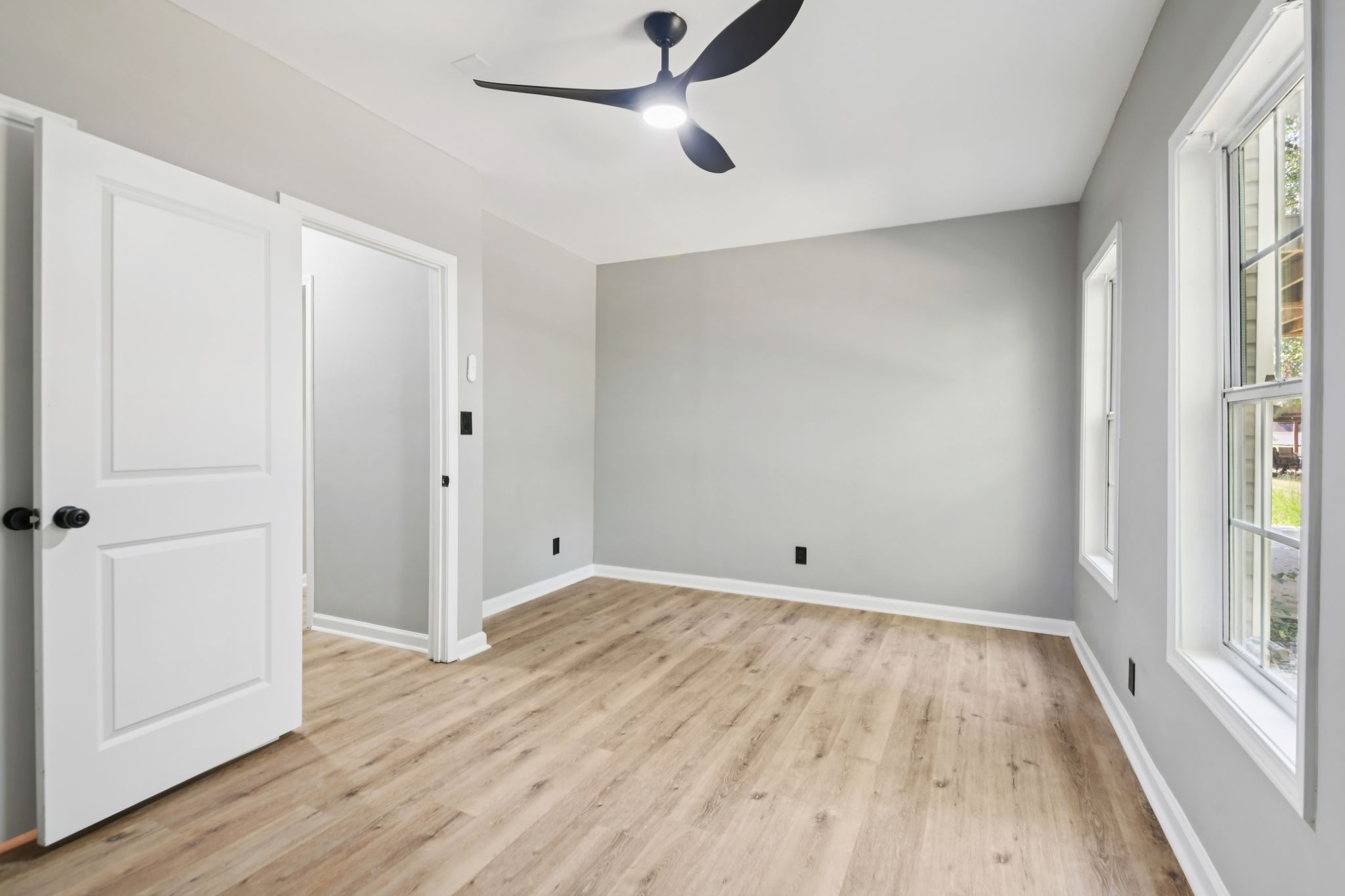 Freeman Forest Dr-L2109-041