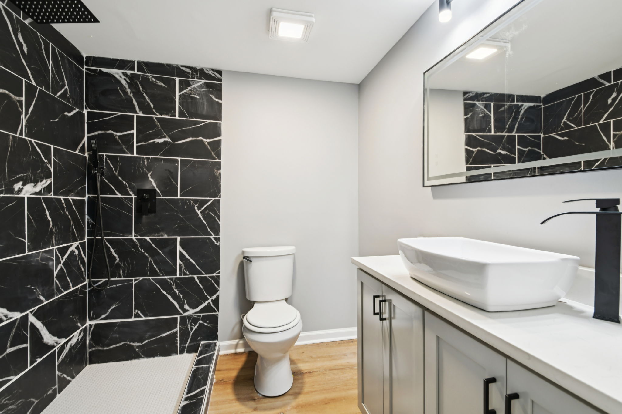Freeman Forest Dr-L2109-042