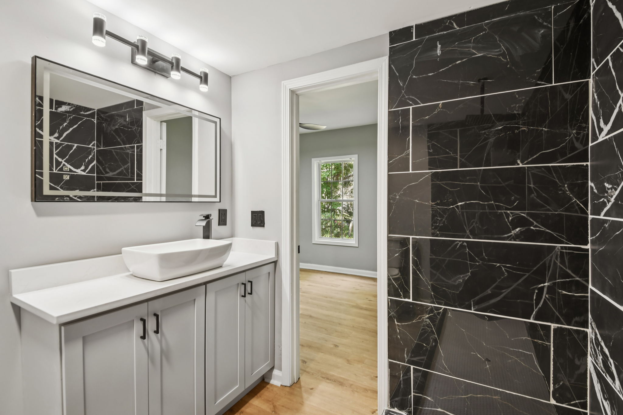 Freeman Forest Dr-L2109-043