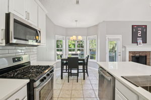 Freeman Forest Dr-L2109-013
