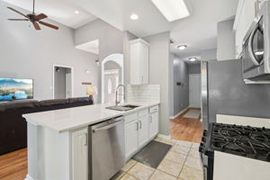 Freeman Forest Dr-L2109-014