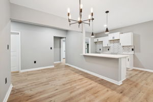 Freeman Forest Dr-L2109-037