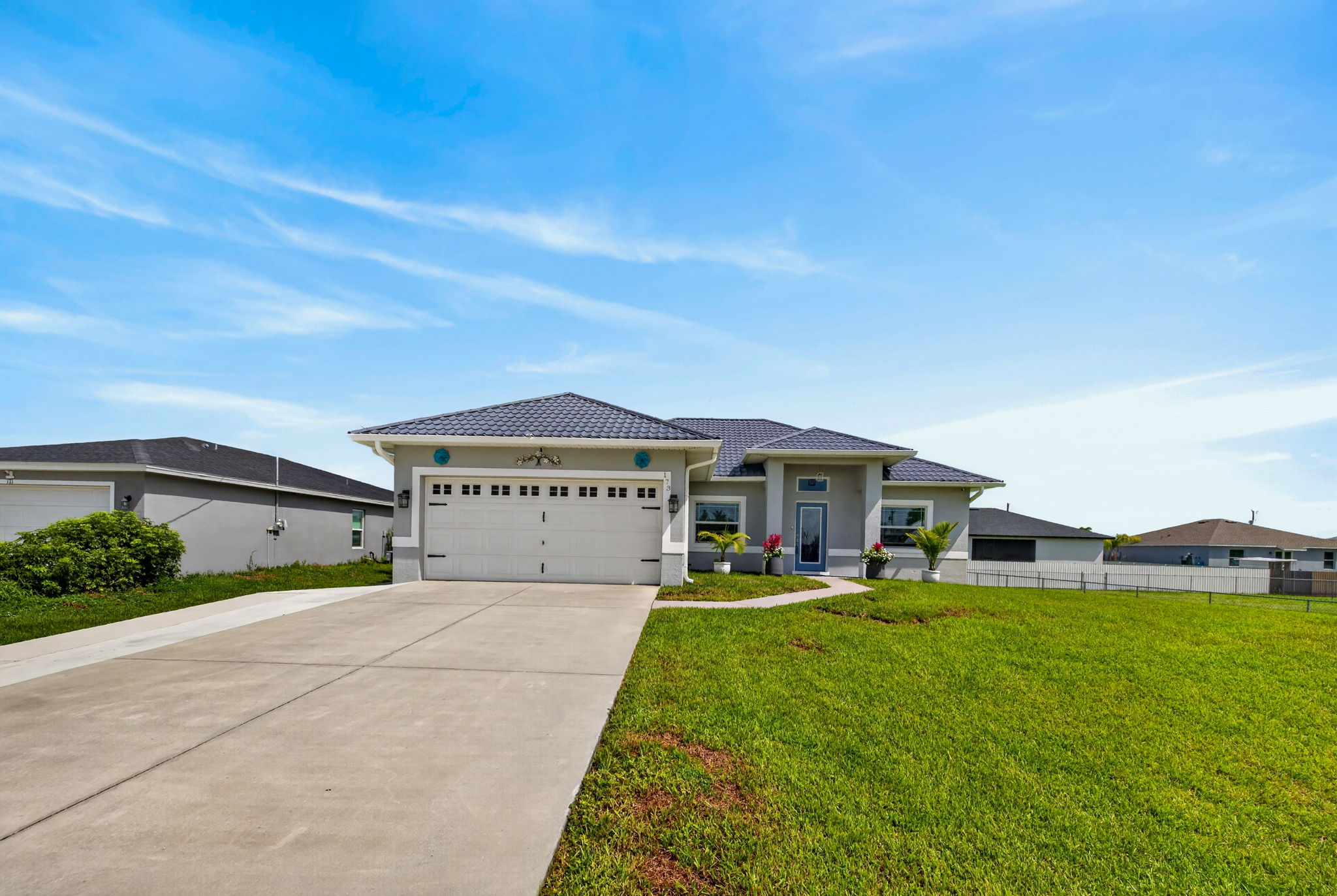Front Exterior 4 of 4