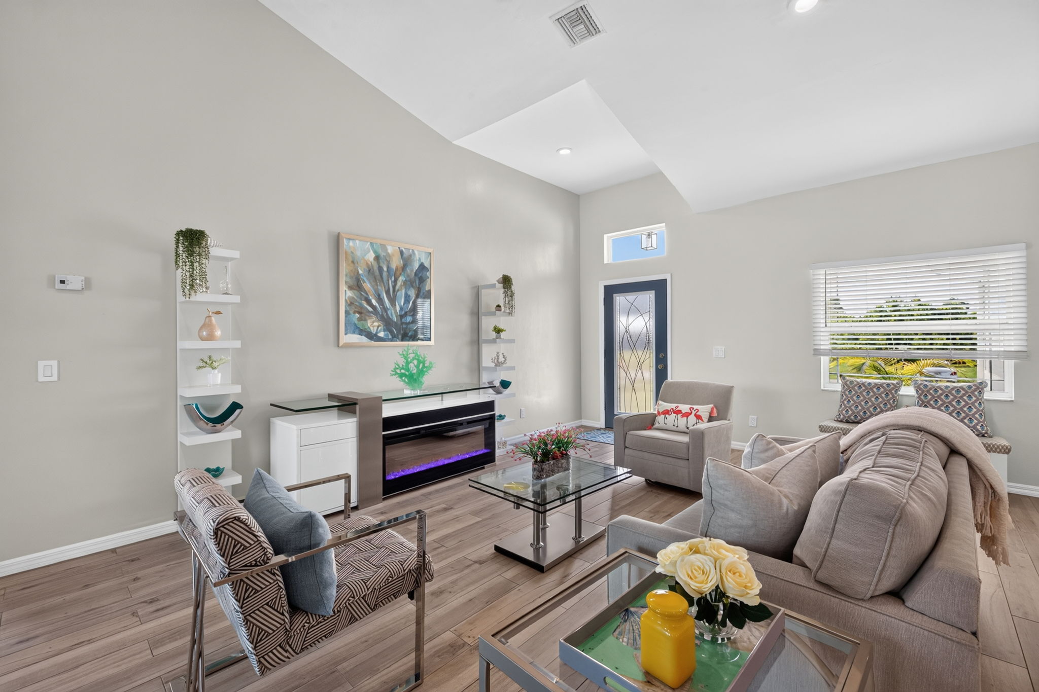 Living Room 2 of 6