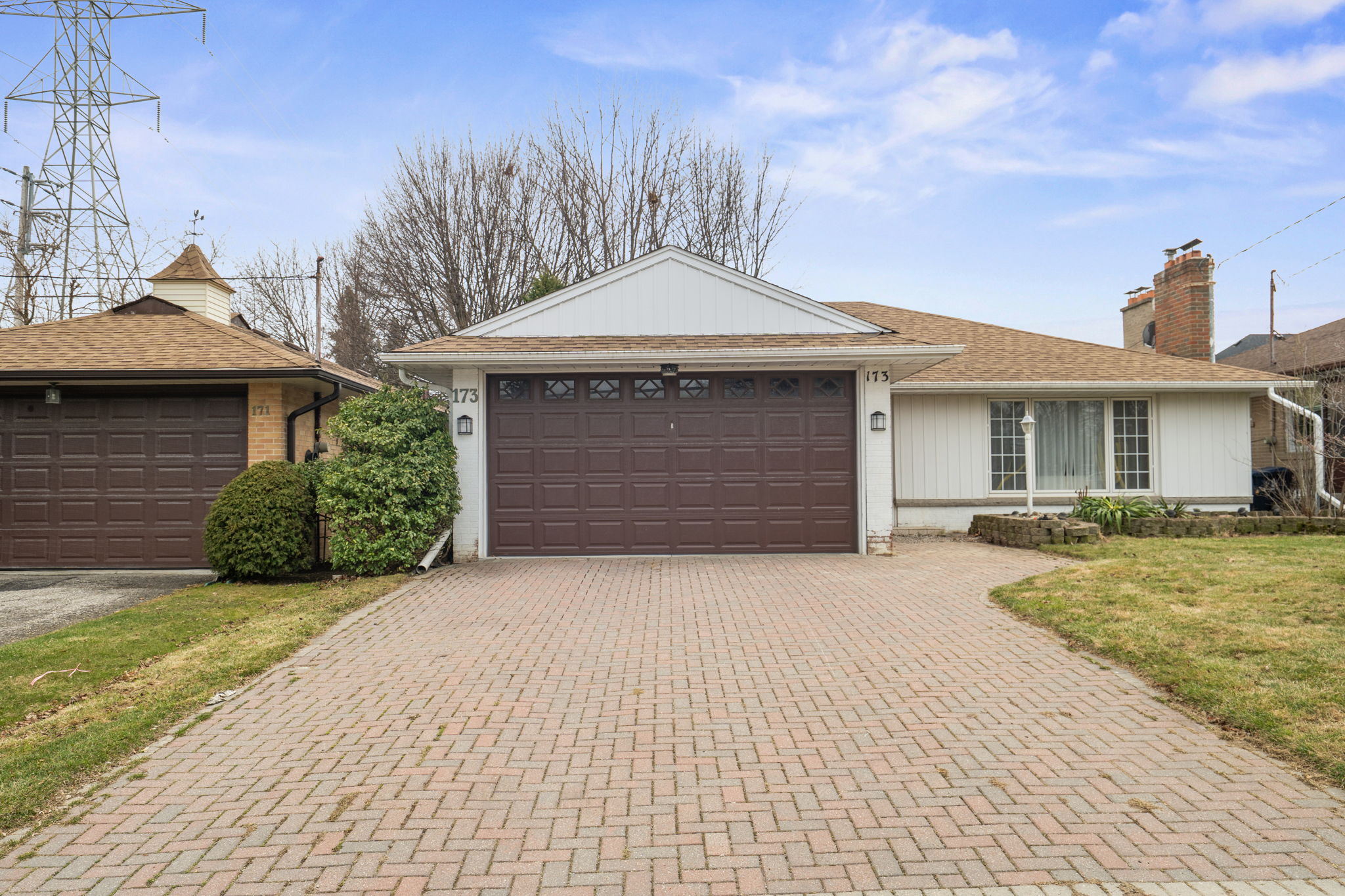173 Rathburn Rd Toronto, ON M9B 2L2