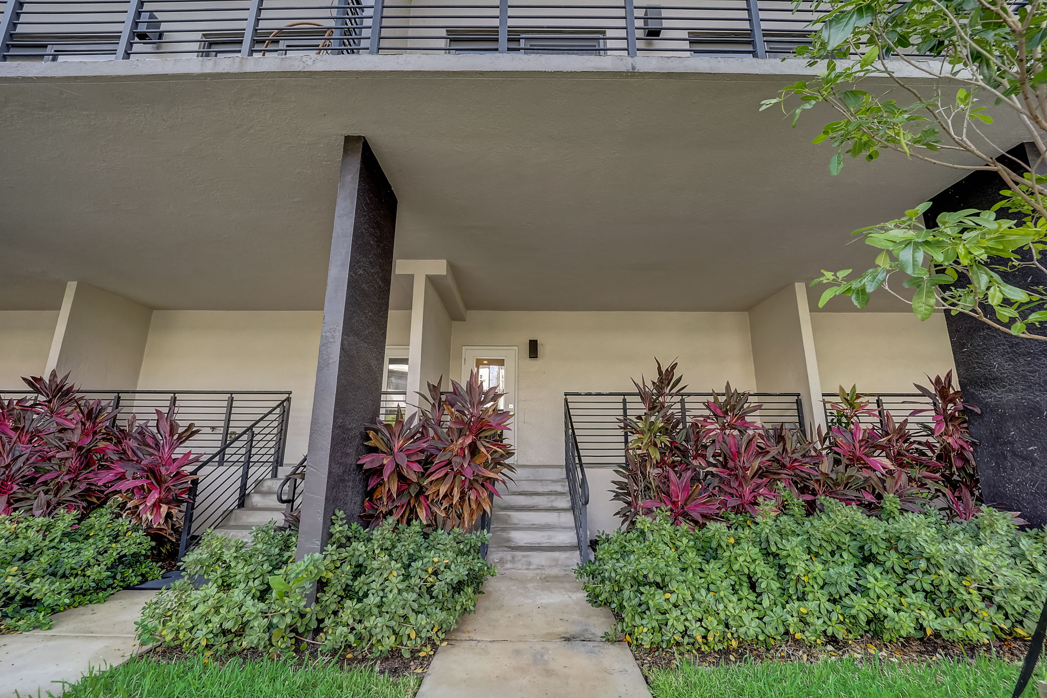 SE 1st Cir-062