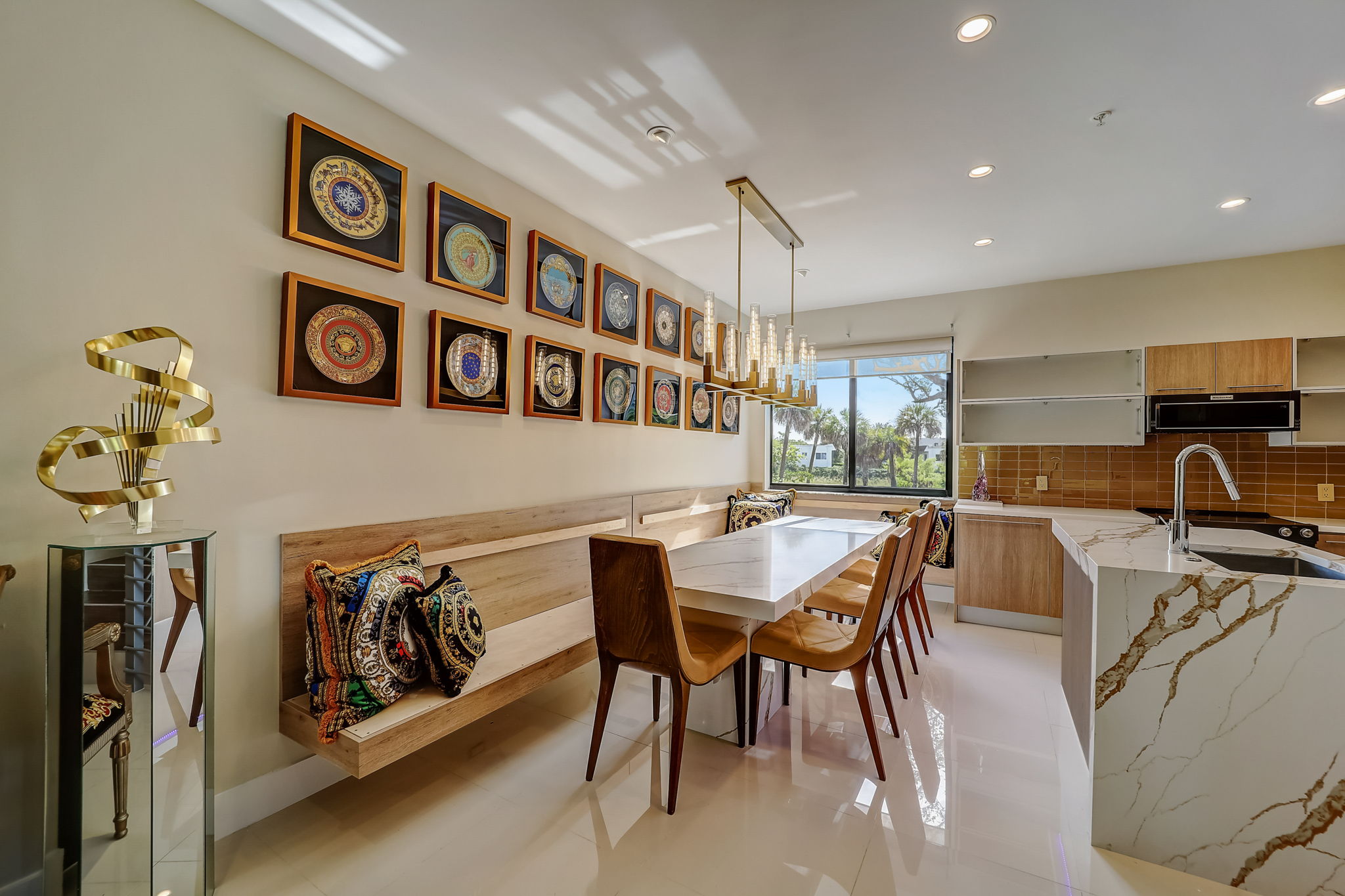 SE 1st Cir-015