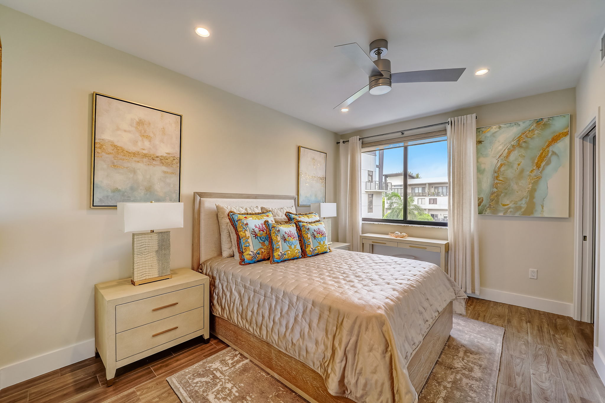 SE 1st Cir-033