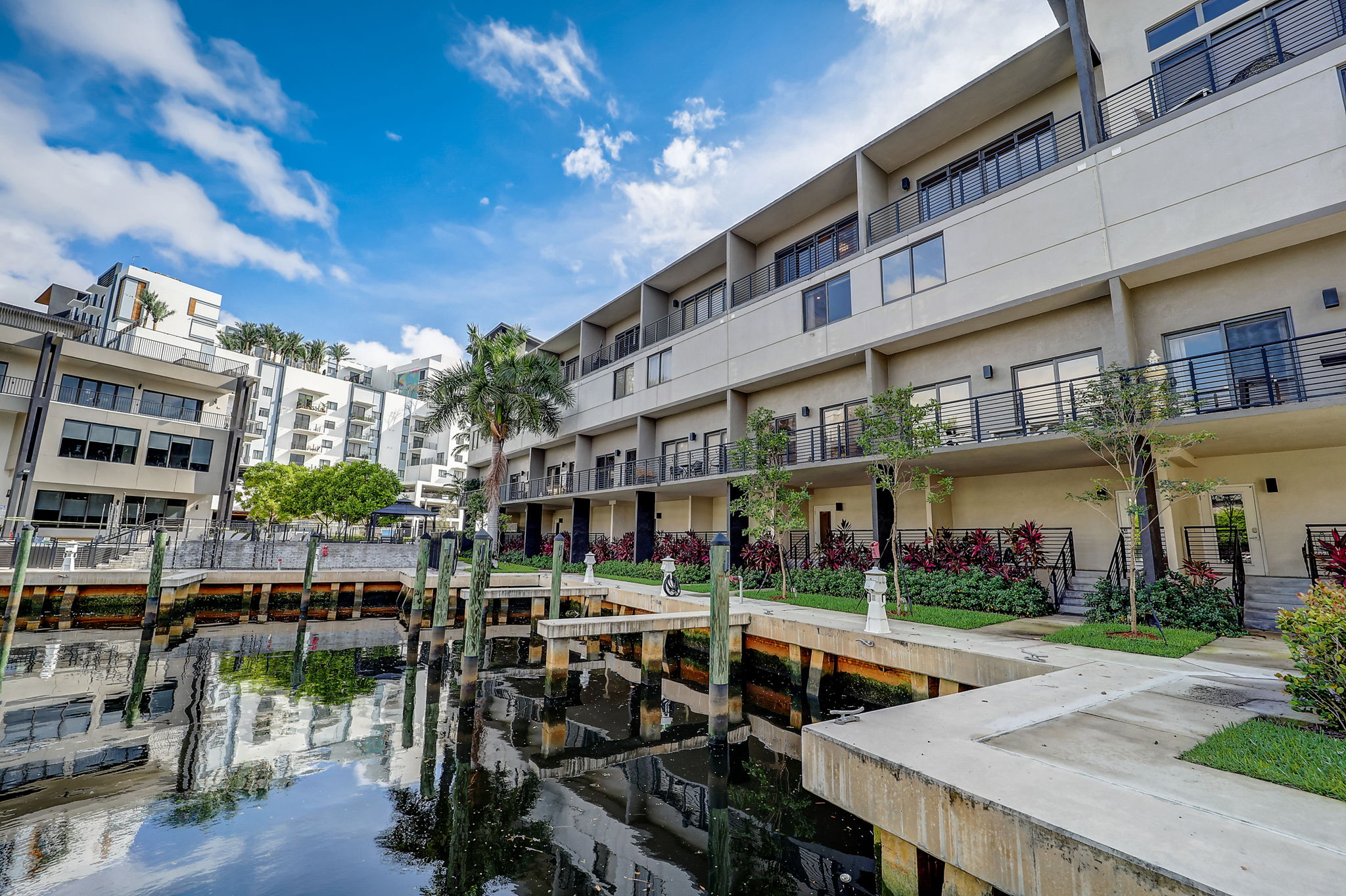 SE 1st Cir-068