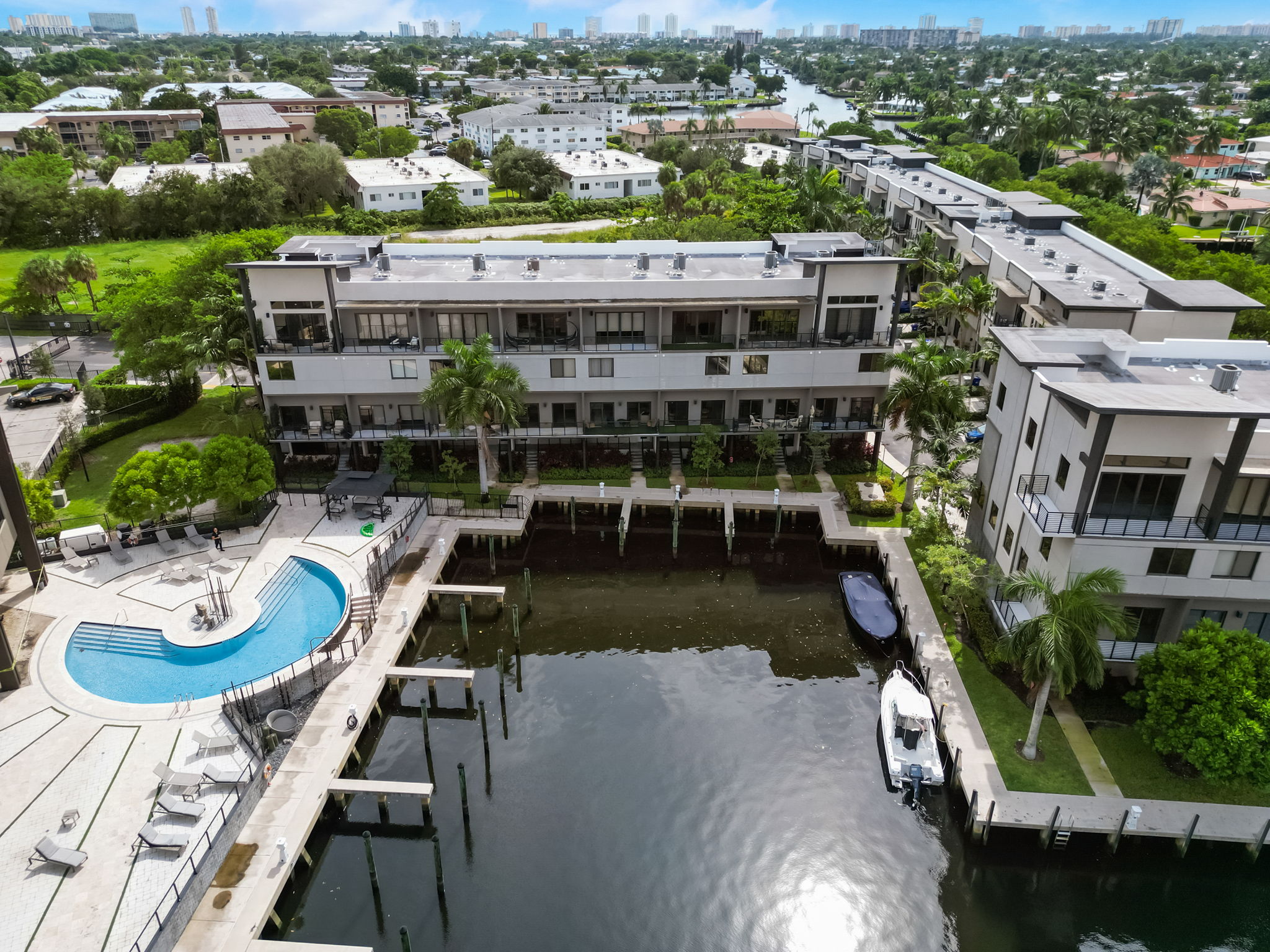 SE 1st Cir-074