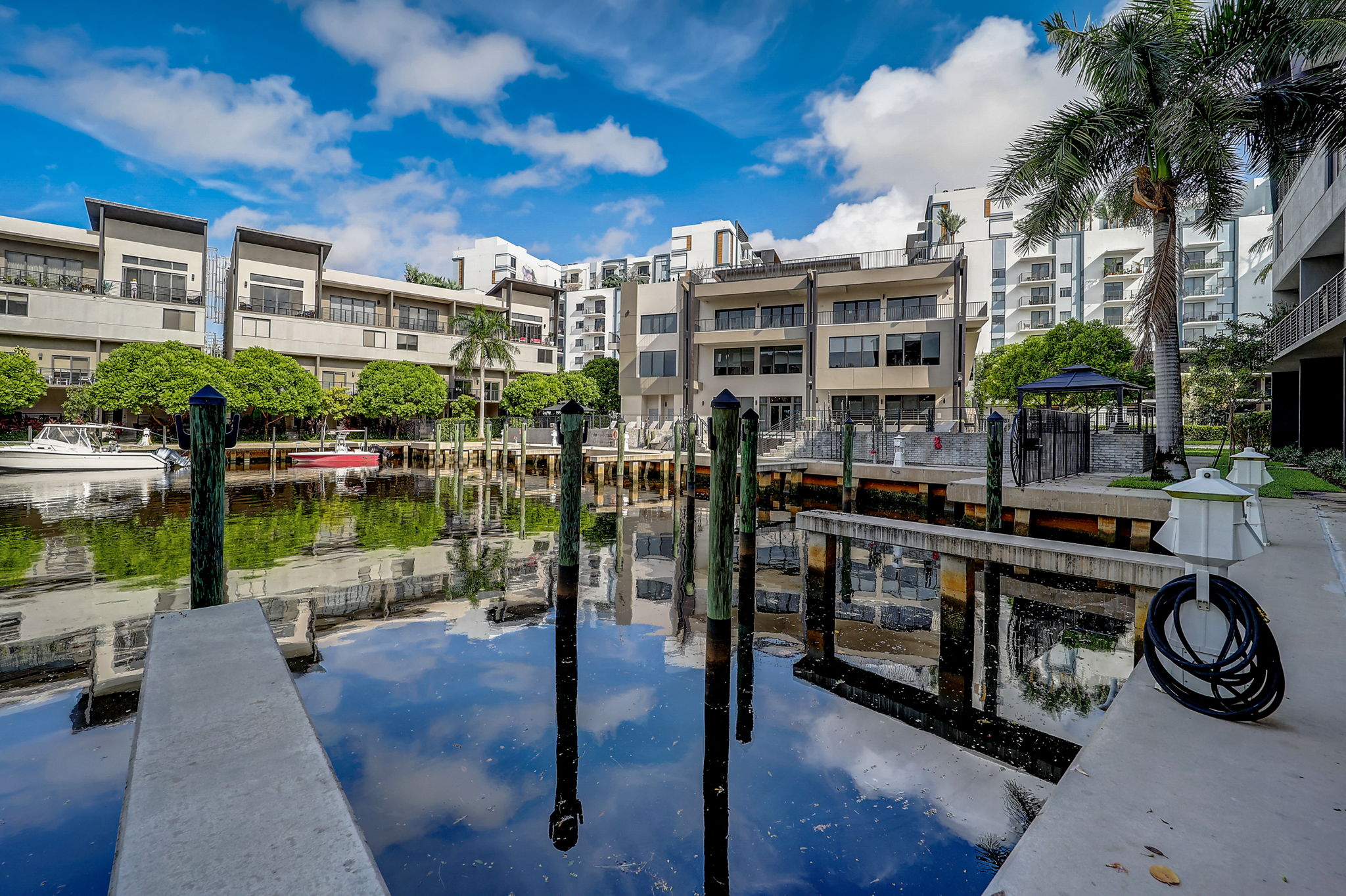 SE 1st Cir-066