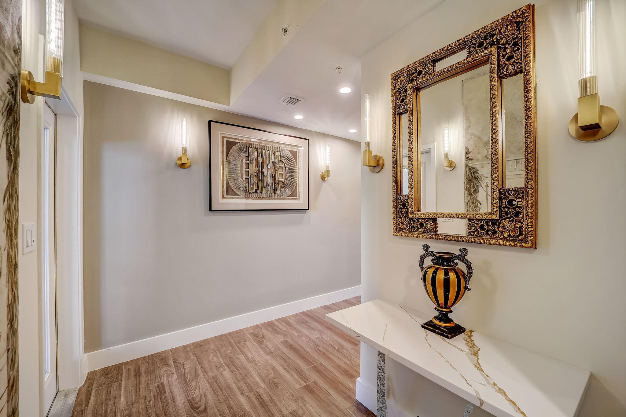 SE 1st Cir-006