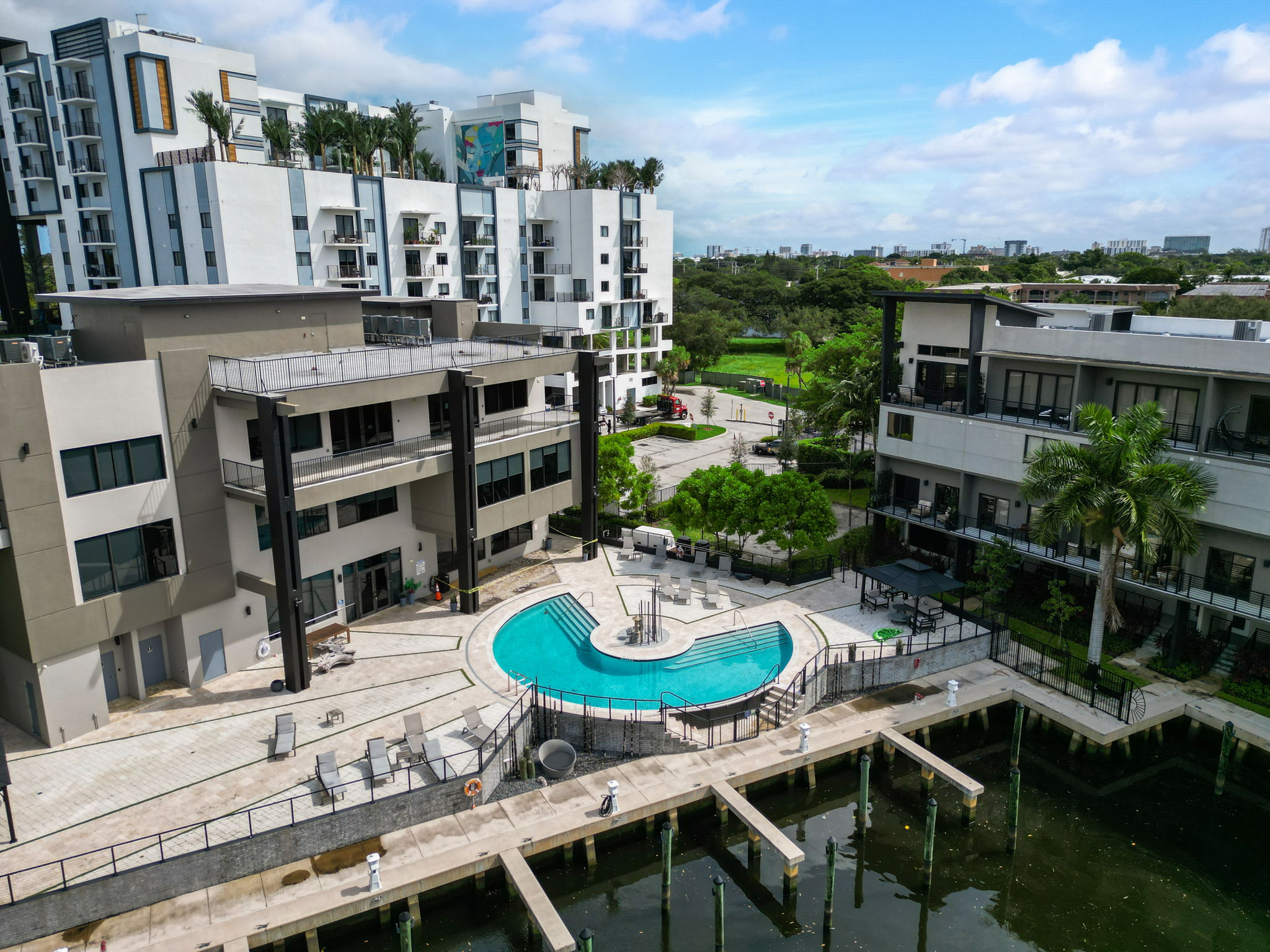 SE 1st Cir-076